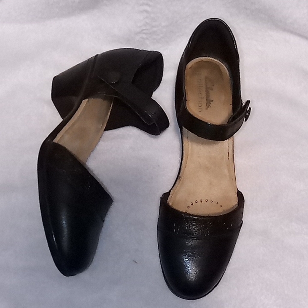Clarks Black Mary Jane Heels